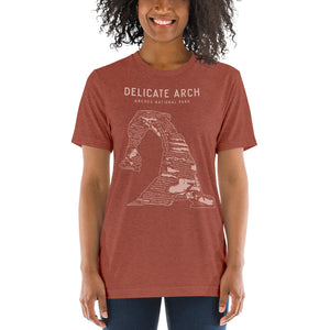 Delicate Arch Short Sleeve Shirt